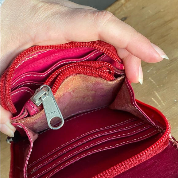 Red Tooled Leather Floral Leaders in Leather Wallet and Coin Purse - Picture 8 of 10